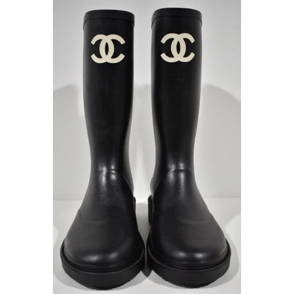 Chanel REV Black White Caoutchouc CC Logo High Pull On Rubber Rain Boots 39 - Picture 6 of 12